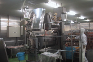 「あらびきウインナー」の製造過程2