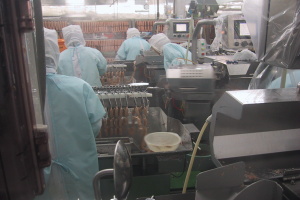 「あらびきウインナー」の製造過程4